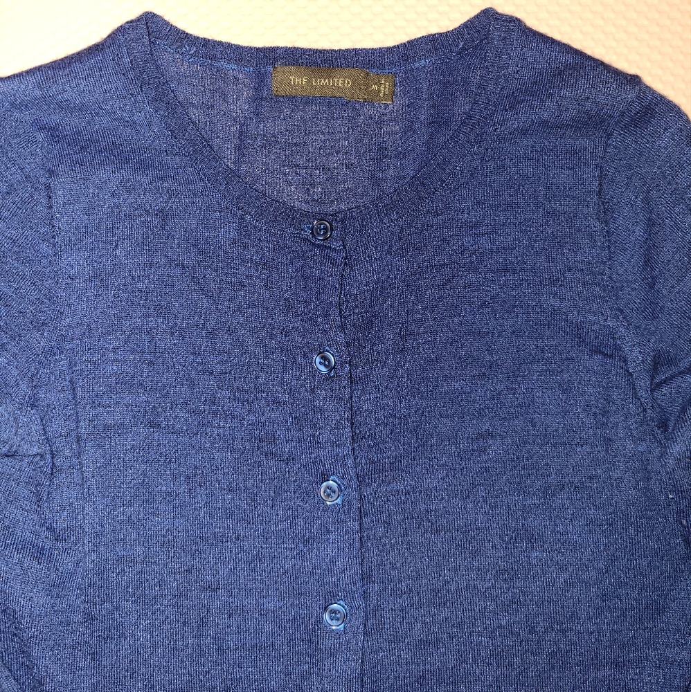 The Limited Cardigan - Picture 3 of 5